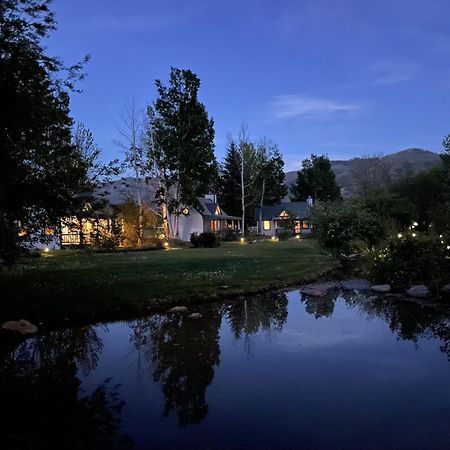 Apple Orchard Inn Hermosa Kültér fotó