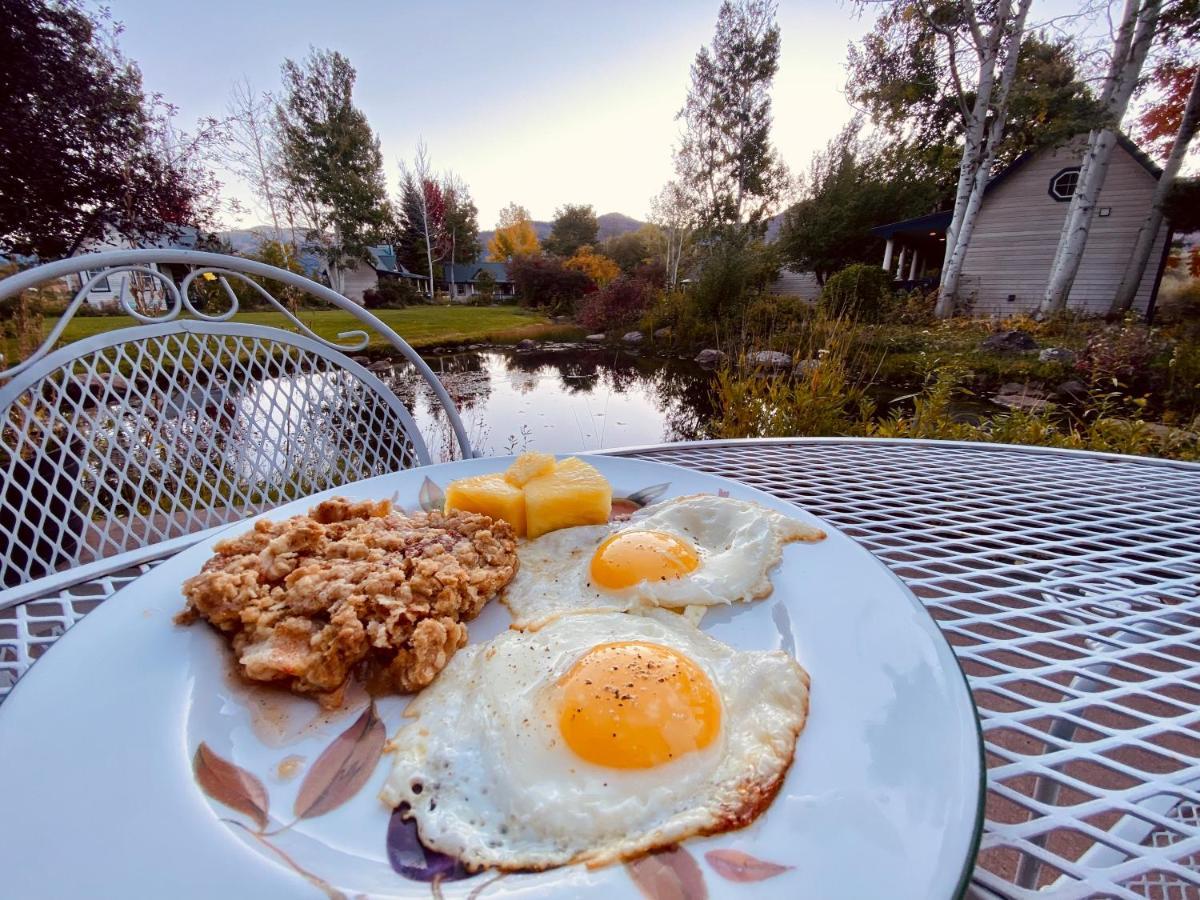 Apple Orchard Inn Hermosa Kültér fotó